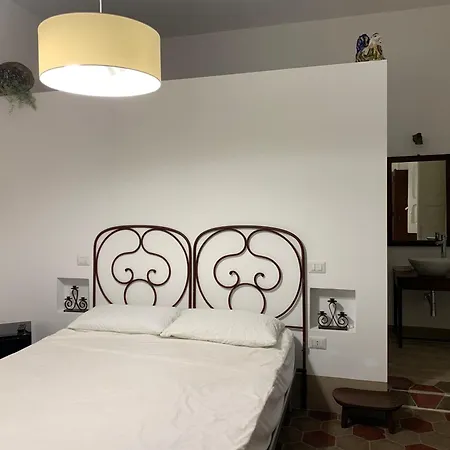 לינה וארוחת בוקר Casa Deva *